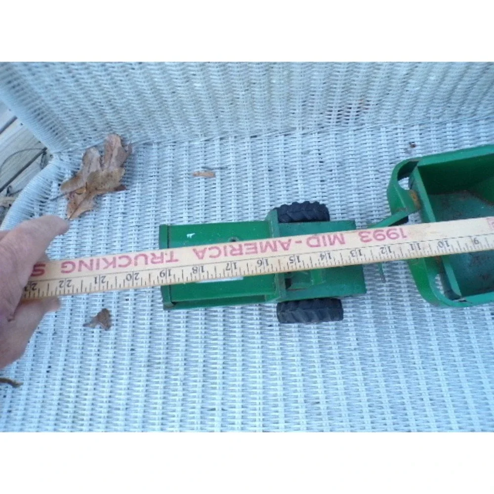 Structo Rocker Green‎ Metal Dirt Pan  Toy Vintage Toy Tractor Super Nice